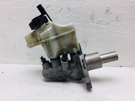 Главный тормозной цилиндр Volkswagen Tiguan 2.0