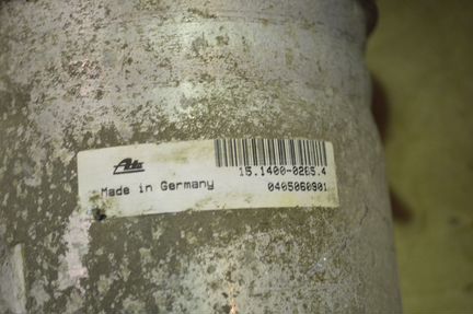 Пневмоамортизатор 7L5512021ам