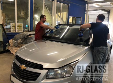 Лобовое стекло на Шевроле Круз. Lеmsоn
