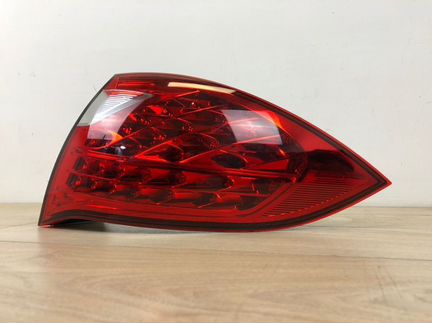 Фонарь задний задний правый Porsche Cayenne 958