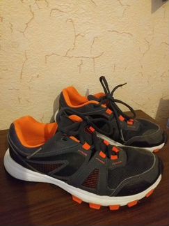 Кроссовки детские