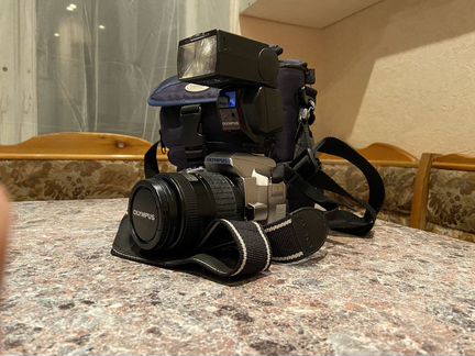 Зеркальный фотоаппарат Olympus, полный комплект