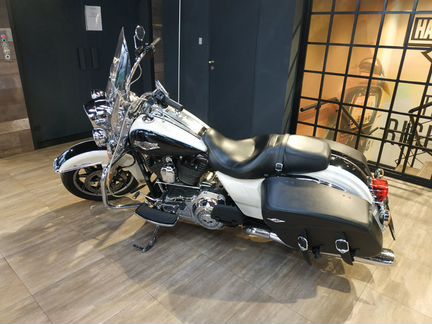Harley-Davidson Road King Classic flhrc