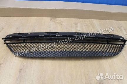 Решётка в бампер центральная Mercedes GLC-klasse X