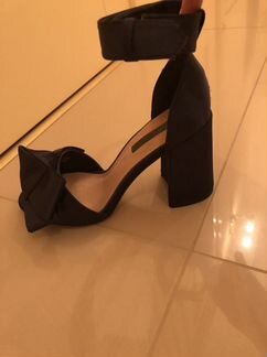 Туфли женские, новые, 36 размер, атласные