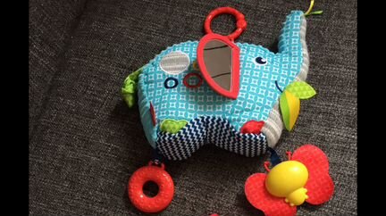 Слоник-подвеска Fisher Price