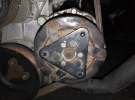 Компрессор кондиционера Volkswagen Polo AVY