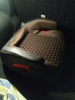 Новый. Бустер Isofix 15-36 кг (цвет шоколад)