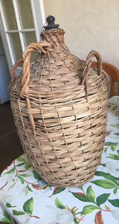 Кувшин в оплётке