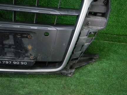 Решетка радиатора Audi Q3 (2014-2018) 8U0853651N1Q