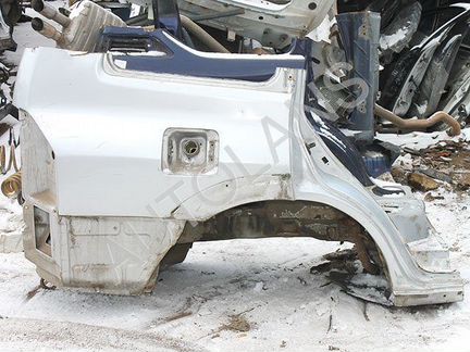 Крыло заднее правое Mitsubishi Pajero 3
