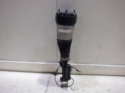 Пневмоамортизатор передний правый Мерседес W222 S