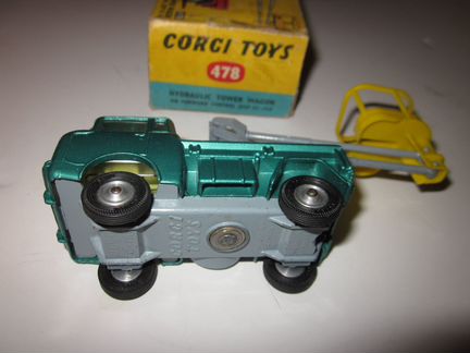 Corgi jeep