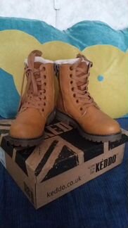 Детские ботинки