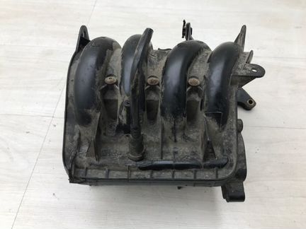 Впускной коллектор Citroen Berlingo M59 TU3A 2007