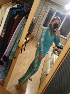 Спортивный костюм adidas