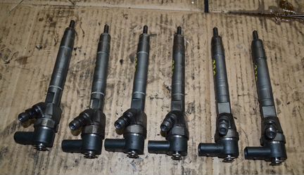 Tопливная Форсунка Мерседес 2.7CDI A6130700187