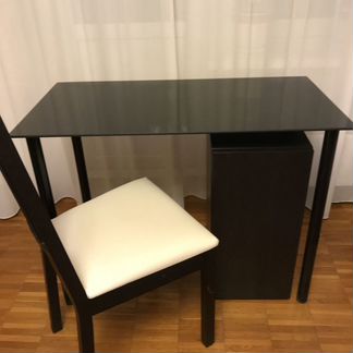 Письменный стол IKEA стекло с тумбой и стулом. Цве