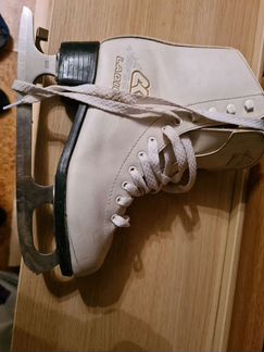 Коньки фигурные детские 35