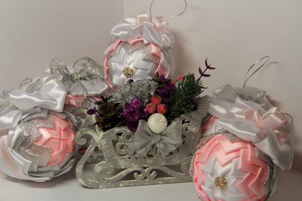 Новогодний шары в стиле артишок