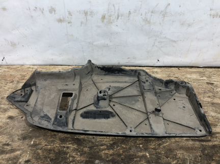 Зашита багажника Toyota Auris с06-12г