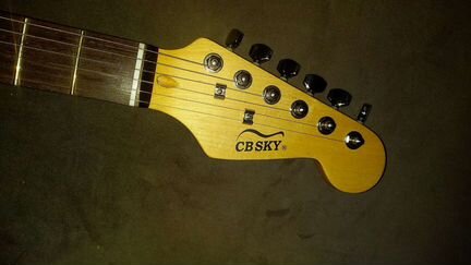 Электрогитара CBSky