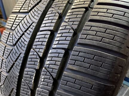 Одна Шина 275/35R19 Pirelli winter270 SottoZero2