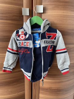 Новый костюм 98 размер