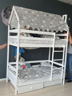 Детская кровать домик