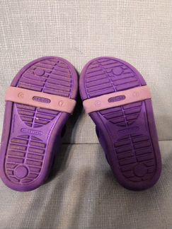 Сандалии crocs c7