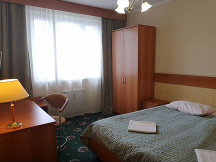 Комната 15 м² в 4-к, 15/17 эт.