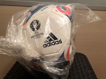 Футбольный мяч (adidas) Euro 2016 Beau Jeu