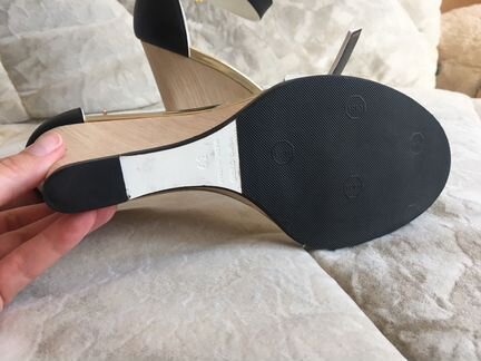 Босоножки Loriblu новые кожа Италия 39р