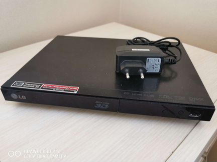 Blu-ray плеер LG