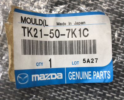 Молдинг решетки радиатора левый Mazda CX-9 KB7W729