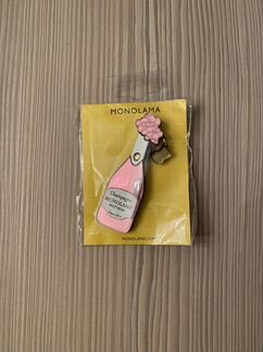 Брошь Monolama шампанское