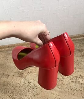 Новые туфли Benetton