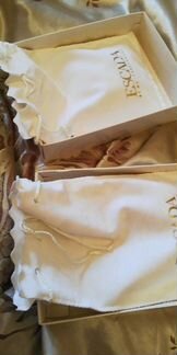 Абсолютно новый комплект escada