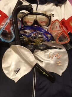 Плав снаряжение,шапочки,очки,гребки,трубка,ласты