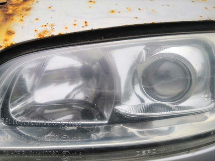 Фара омега б