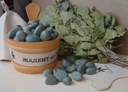 Камень Жадеит