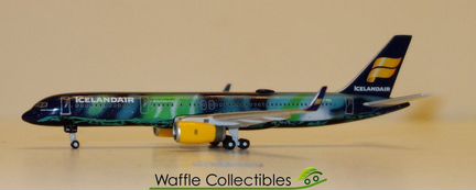 Модель самолета Boeing B 757-256WL 1/400