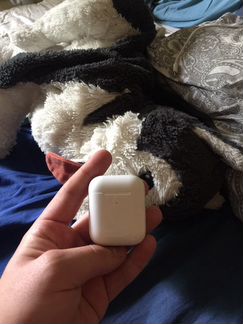 Беспроводные наушники AirPods 2