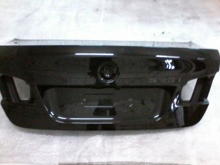 Крышка дверь багажника BMW F10 бмв ф10 цвет чёрный