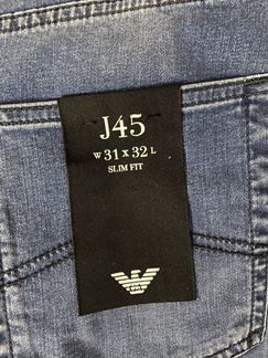 Джинсы Emporio Armani