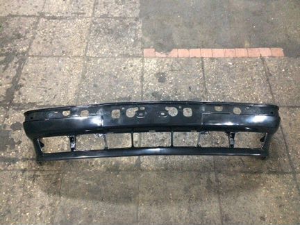 Передний бампер на bmw e34 новый