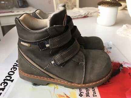Ботинки нубук демисезонные разм 24