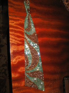 Галстук с пайетками гдр 1980 год и еще галстук