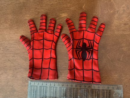 Перчатки Человек-Паук H&M 98/104