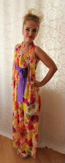 Платье шелковое